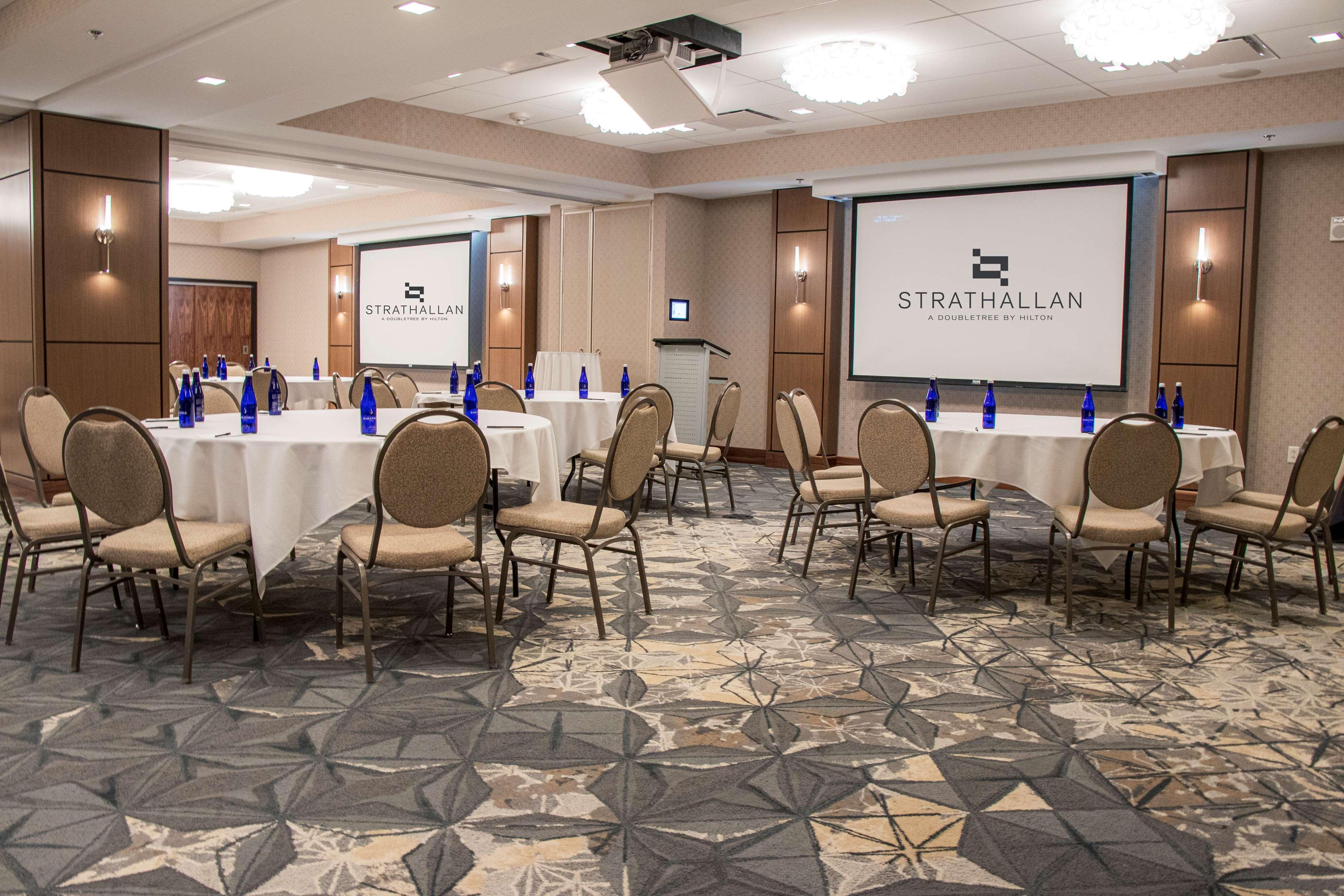 The Strathallan - A Doubletree By Hilton Рочестер Экстерьер фото